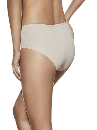 Mariluz Brief